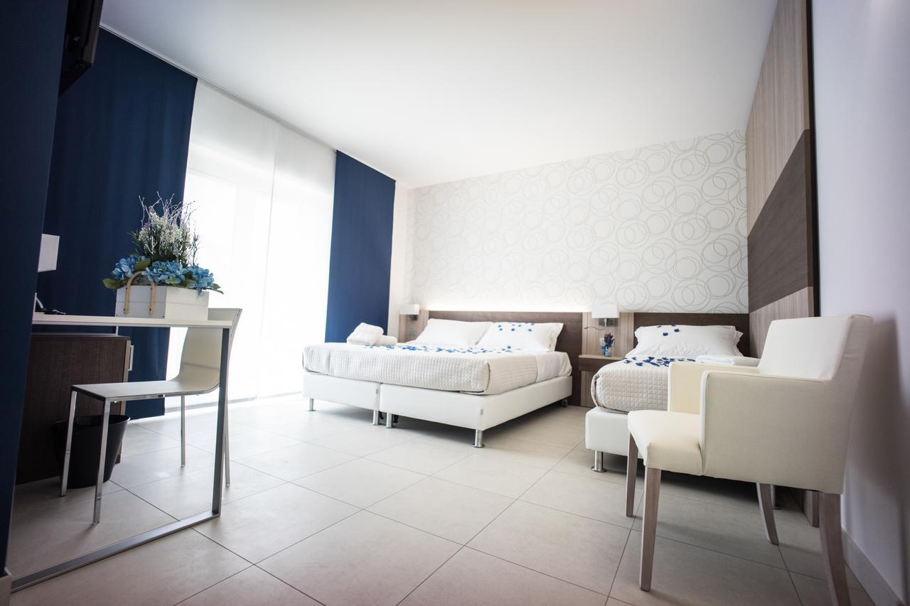 Hotel Palmensis Marina Palmense Buitenkant foto